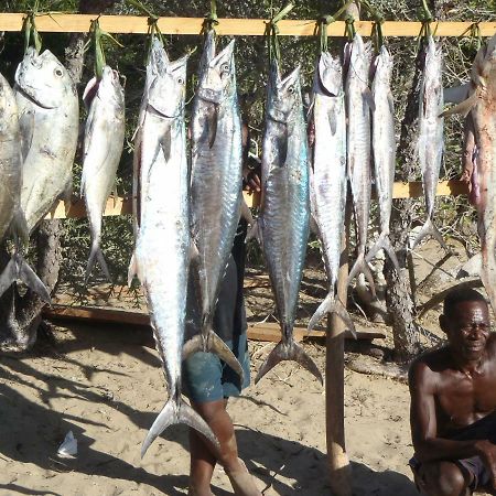 Chez Laurette Hotel Morombe Luaran gambar