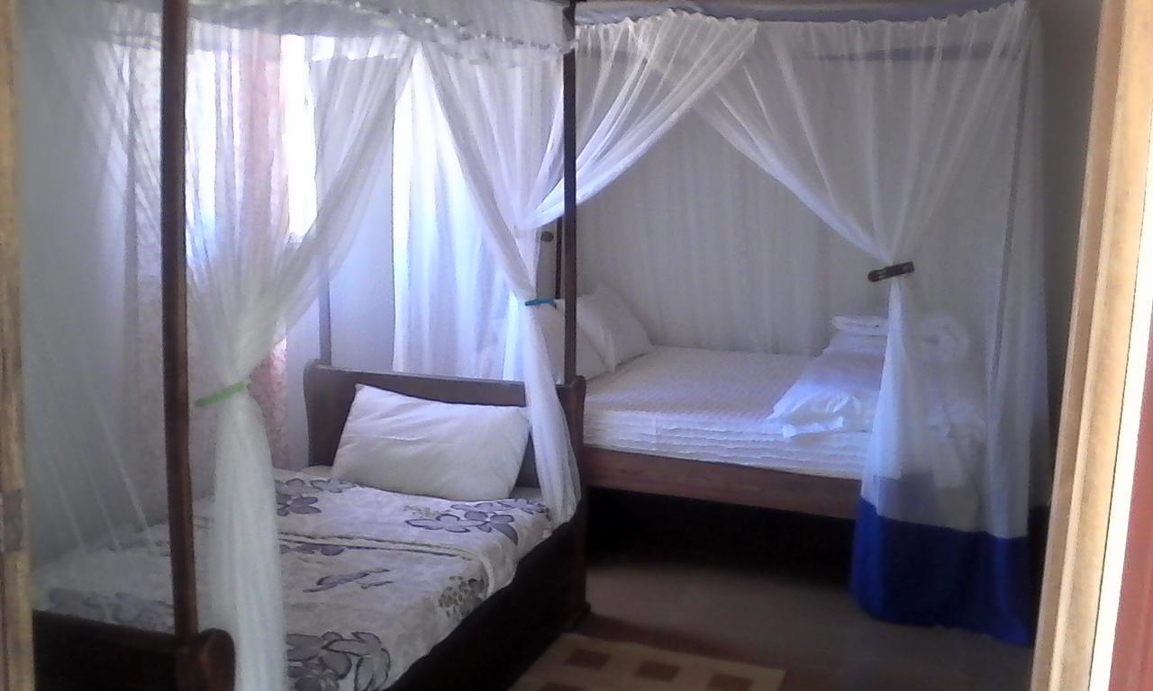 Chez Laurette Hotel Morombe Luaran gambar
